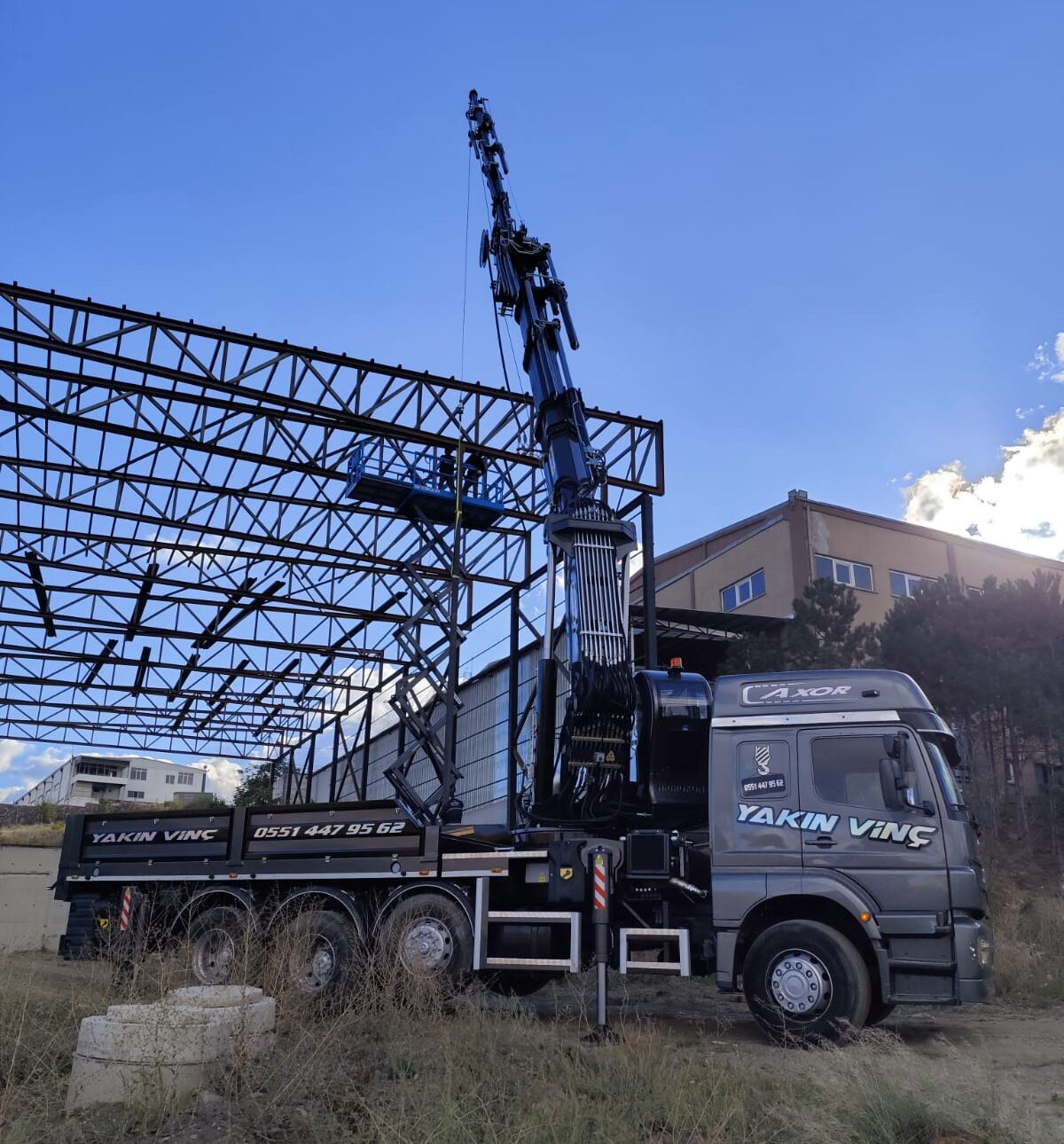 Ankara vinç platform ile ağır yük kaldırma çalışması